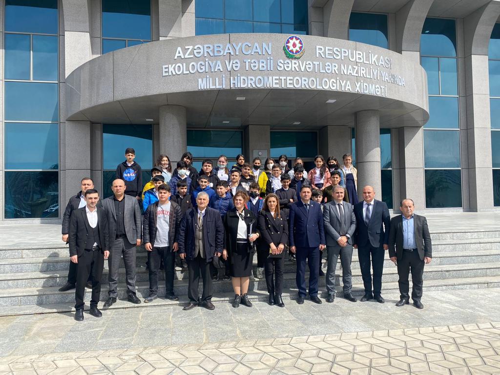 Bu gün ETSN yanında Milli Hidrometeorologiya Xidmətində 83 №-li məktəb-liseyin bir qrup şagirdləri ilə görüş keçirilib.