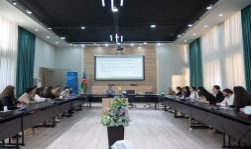 “II Yaşıl düşüncə maarifləndirmə proqramı" çərçivəsində beynəlxalq ekoloji çərçivələr və bərpa olunan enerji mövzularında təlimlər keçirilib